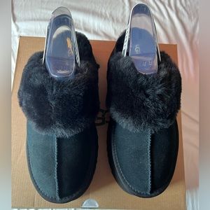 UGG Black Funkette